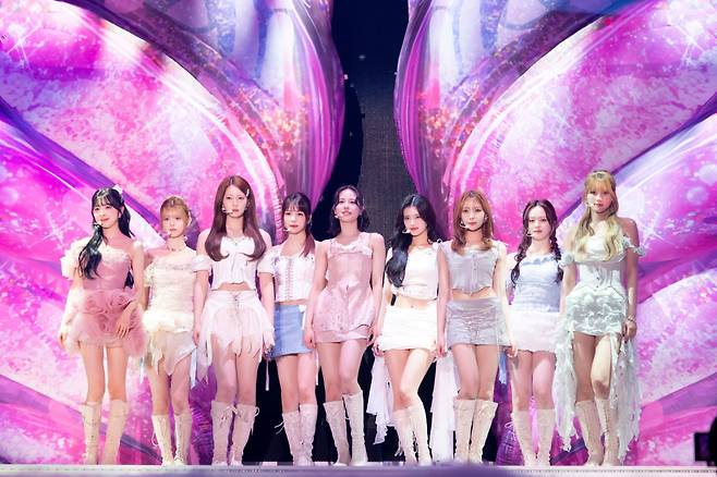 그룹 NiziU 일본 첫 윈터 투어 'AWAKE' 후쿠오카 공연 이미지/사진제공=JYP엔터테인먼트