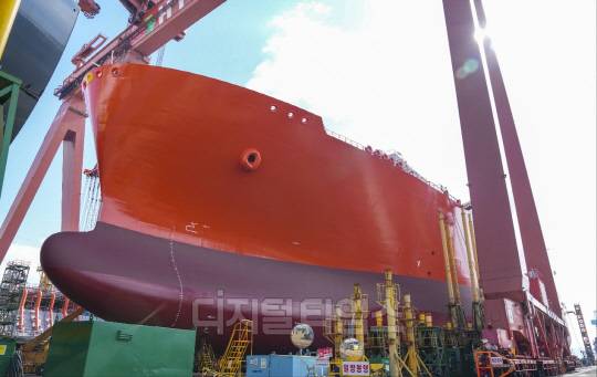 HD현대삼호에서 건조 중인 17만4000㎥급 LNG운반선. 양호연 기자