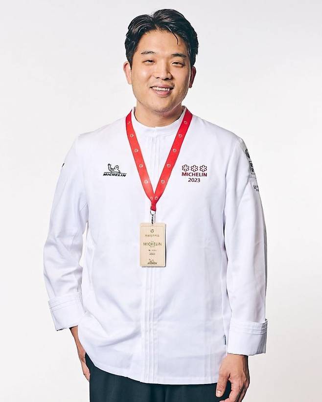 파인 다이닝 '모수 서울'이 2023년 미쉐린가이드에서 3스타로 선정됐다. 모수 서울 공식 인스타그램