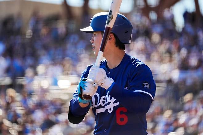 미국 메이저리그 공식 홈페이지 MLB닷컴이 김혜성이 2025 시즌 LA 다저스의 페넌트레이스 개막전 엔트리에 이름을 올리지 못할 것으로 예상했다. 김혜성은 시범경기 기간 1할대 타율로 슬럼프에 빠져 있는 상태다. 사진 연합뉴스