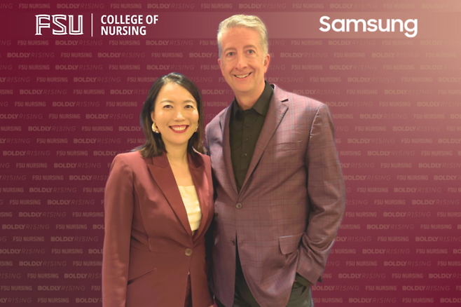 왼쪽부터 징 왕 플로리다 주립대학교(FSU) 간호대학 학장과 켄 허니컷 삼성전자 북미법인 디지털 헬스 디렉터 (플로리다 주립대)