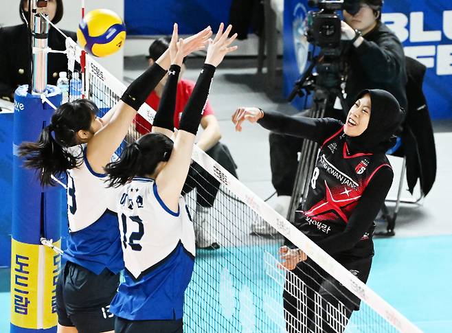 2위 다투는 정관장-현대건설. 한국배구연맹