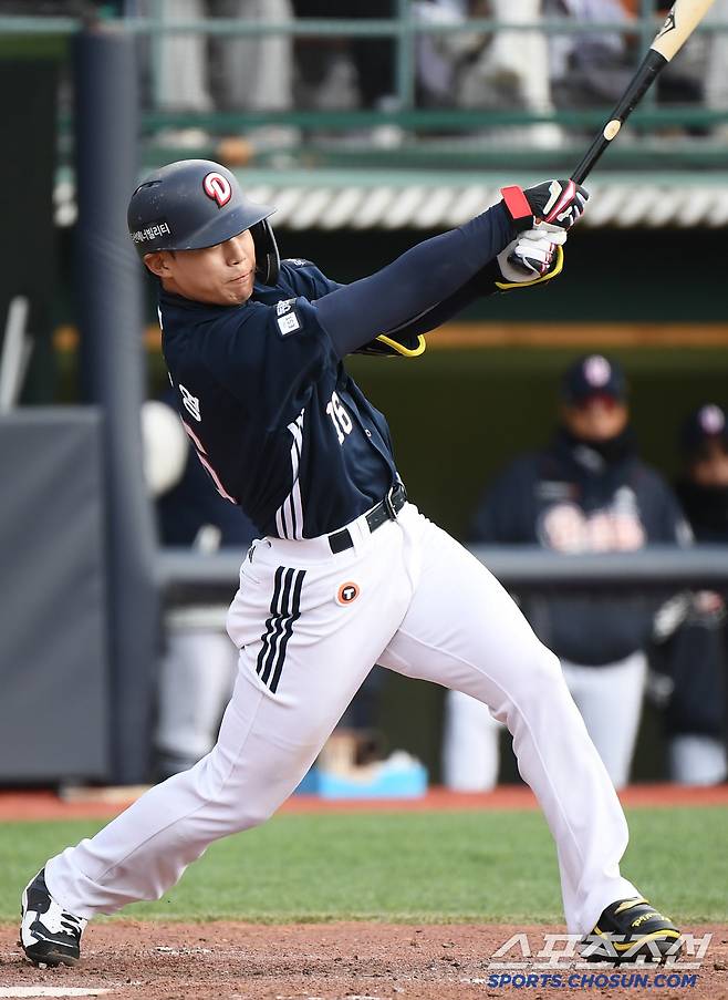 8일 청주야구장에서 열린 시범경기 두산-한화전. 5회초 2사 1루 박준영이 안타를 치고 있다. 청주=정재근 기자 cjg@sportschosun.com/2025.3.8/