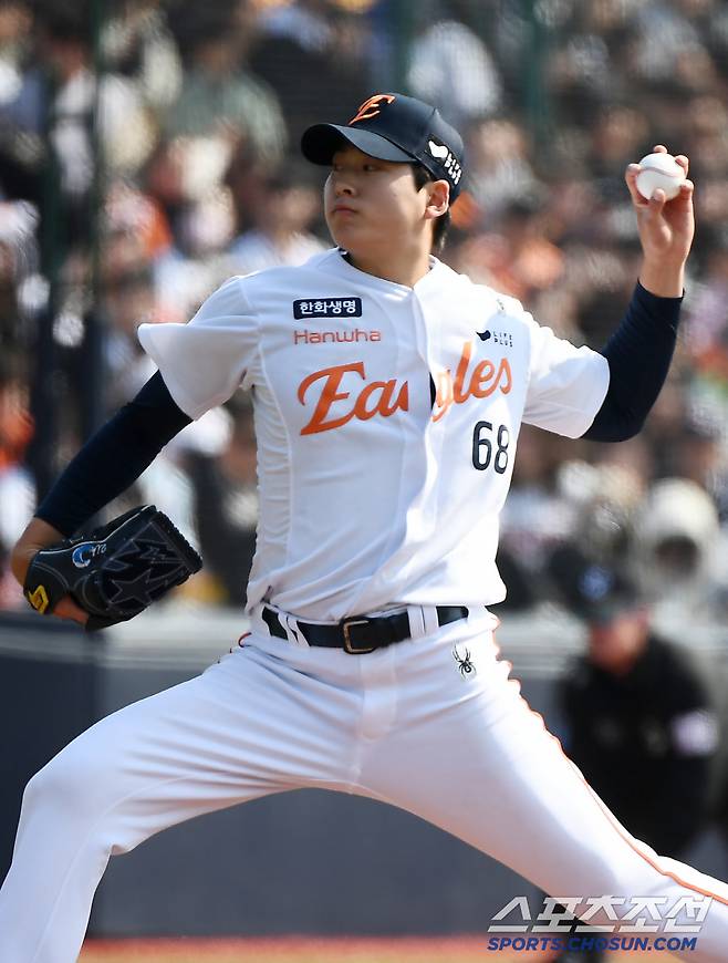9일 청주야구장에서 열린 시범경기 두산-한화전. 한화 조동욱이 투구하고 있다. 청주=정재근 기자 cjg@sportschosun.com/2025.3.9/