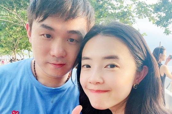 전지희(오른쪽)와 남편 쉬 커. 사진 웨이보 캡처