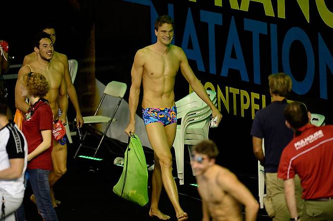 2016년 프랑스 수영선수권 대회에 참가한 아넬.