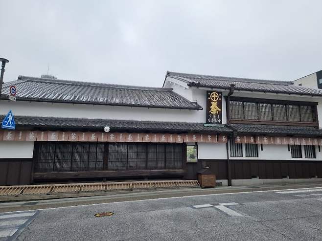 3fb8c32fffd711ab6fb8d38a4483746f32108e8de554324281ba69d28581ca167b141b06538ed6fadf0688d1