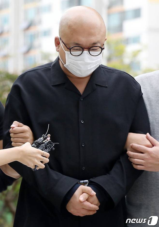 필로폰 투약 혐의를 받는 작곡가 겸 가수 돈 스파이크 ⓒ News1 민경석 기자
