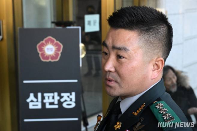 12·3 비상계엄 사태 당시 국회에 투입됐던 707특수임무단 김현태 단장이 지난달 6일 서울 종로구 헌법재판소에서 열린 탄핵 심판 6차 변론기일에 출석하고 있다. 유희태 기자