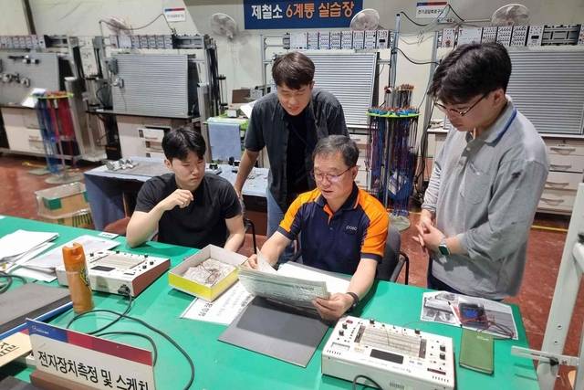 청년층은 ‘기계정비산업기사’ 자격증의 취업률이 높았다. 사진은 기계정비산업기사 교육 장면. 포스코