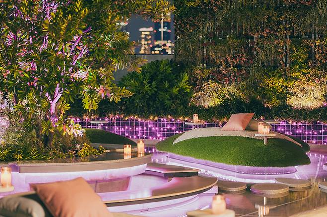 OMO5 도쿄 고탄다 by 호시노 리조트 ‘벚꽃 색으로 물든 공중 정원’ / 사진=호시노 리조트