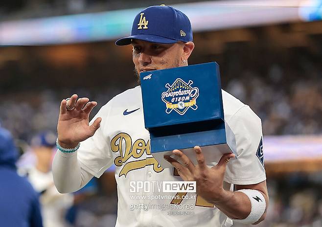 ▲ 미겔 로하스는 치좀 주니어의 폭로에 대해 자신의 도덕성을 강조하면서 자신은 팀 내에서의 일을 바깥에 떠벌리고 다니지 않을 것이라 받아쳤다