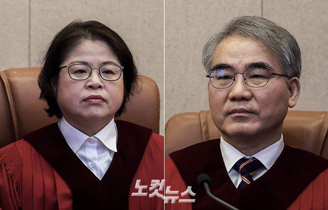 김복형(왼쪽) 헌법재판관과 조한창 헌법재판관. 황진환 기자