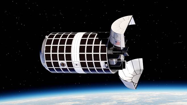 지구 궤도에 떠 있는 ‘오비탈 캐리어’ 상상도. 내부에 작은 우주비행체를 적재했다가 필요한 시점에 방출하는 ‘우주 항공모함’ 역할을 한다. 그래비틱스 제공