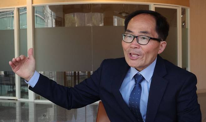 공근식 박사가 올해부터 성균관대에서 석사과정 학생들에게 강의를 시작한다. 이승환 기자