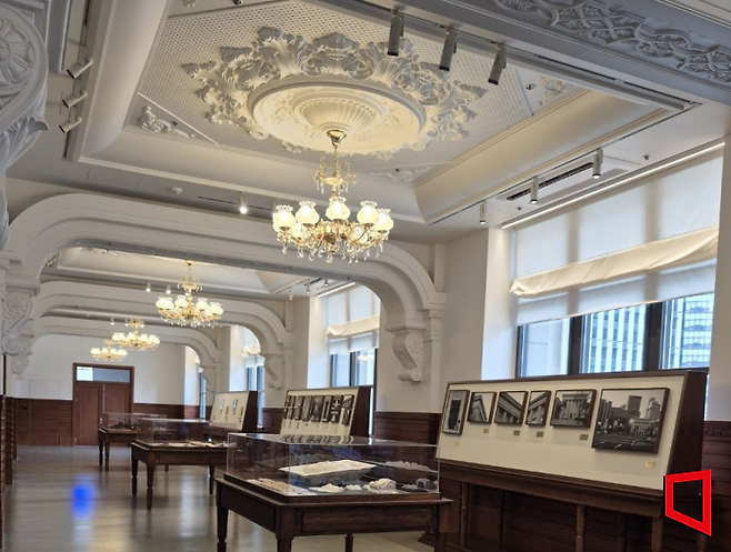 신세계백화점 더 헤리티지 4층 전시장. 김흥순 기자