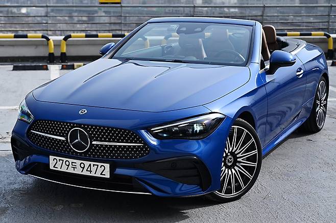 메르세데스-벤츠 CLE 450 4MATIC 카브리올레. 사진 김학수 기자