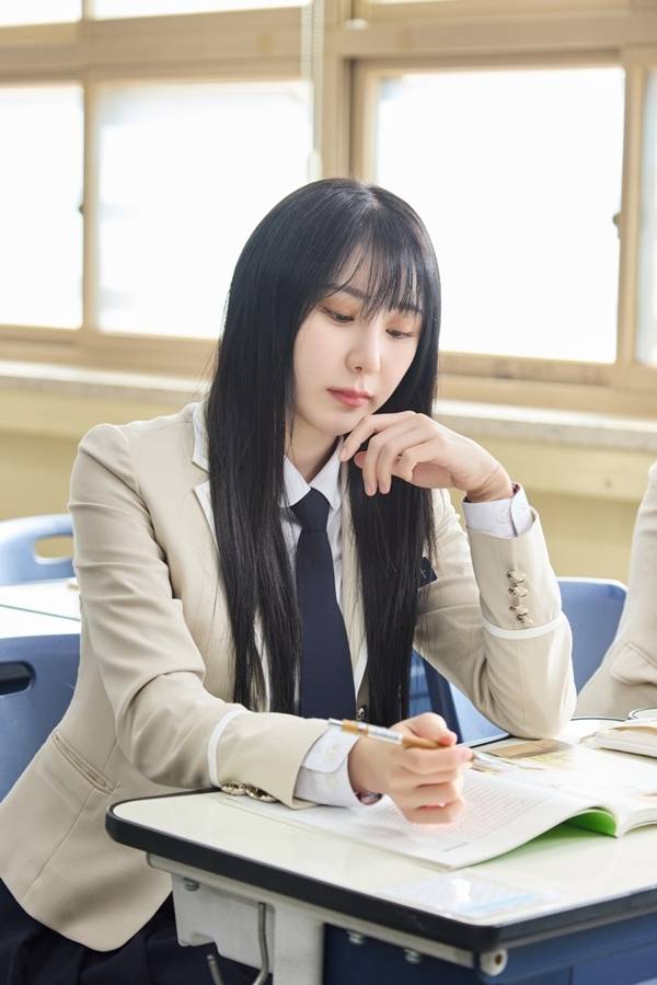 이채연은 청소년 장애이해교육 드라마 ‘렛츠 댄스’를 통해 첫 지상파 드라마에 출연함과 동시에 주연을 맡았다.