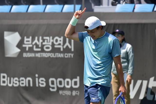 경기에 집중하는 제라드 캄파냐 리. /사진=부산오픈챌린저조직위원회 제공