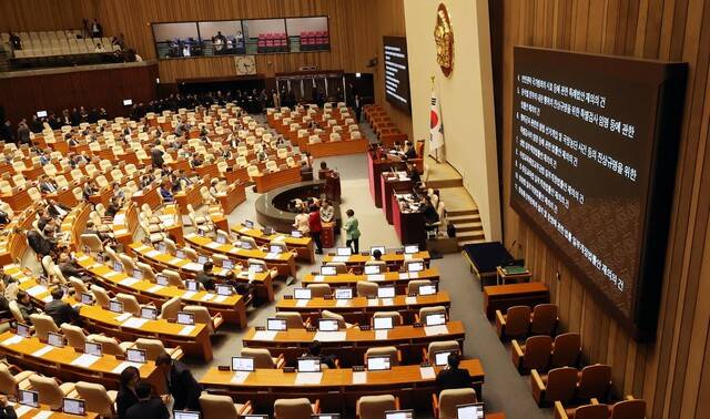 17일 오후 국회 본회의에서 정부가 재의요구권을 행사한 법률안들이 투표에 부쳐지고 있다. 김경호 선임기자 jijae@hani.co.kr