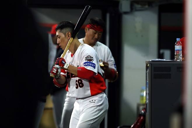 ▲ 서건창은 올 시즌 초반 타격에서 실마리를 찾지 못하며 결국 2군으로 내려가 조정 기간을 갖는다 ⓒKIA타이거즈