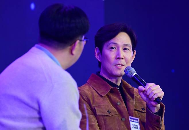 "Squid Game" star Lee Jung-jae speaks during Innovate Korea 2025 held in Daejeon on Wednesday. (Lee Sang-sub/The Korea Herald)