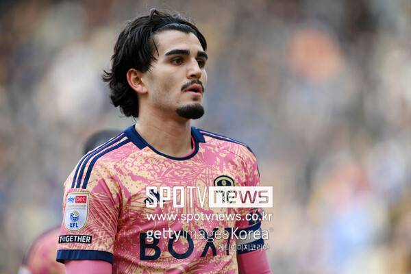 ▲ 조부모가 인도네시아 출신인 네덜란드, 벨기에 이중국적자인 리즈 유나이티드 중앙 수비수 파스칼 스트라위크. 인도네시아 축구협회가 혈통을 매개로 귀화에 열을 올리고 있다고 한다.