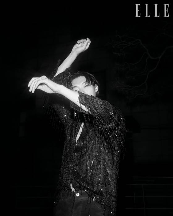 〈사진=엘르 코리아〉