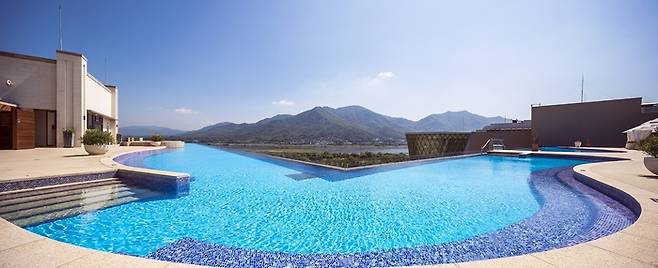 조선호텔앤리조트에서 운영하는 아쿠아필드하남 야외워터파크 전경 / 사진=조선호텔앤리조트