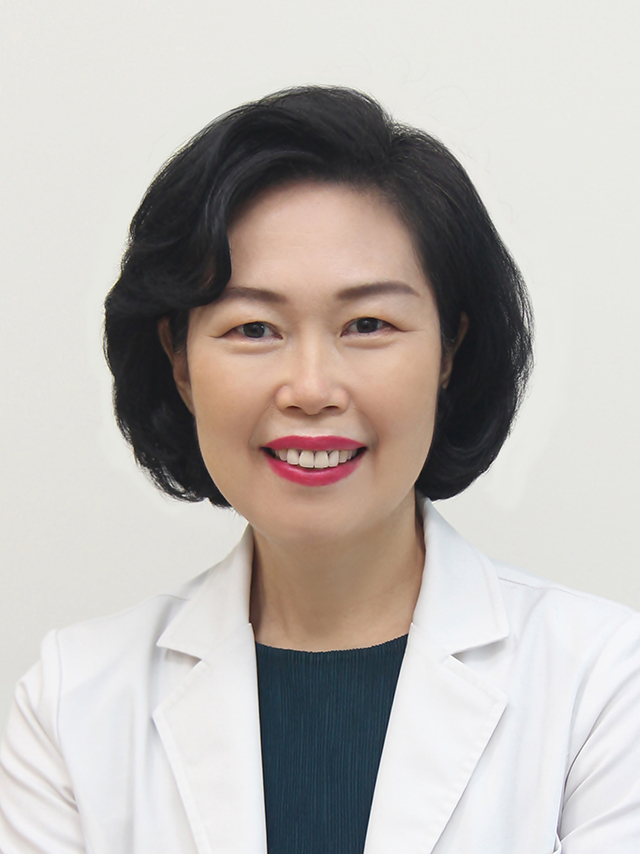 정명희소아청소년과의원 원장