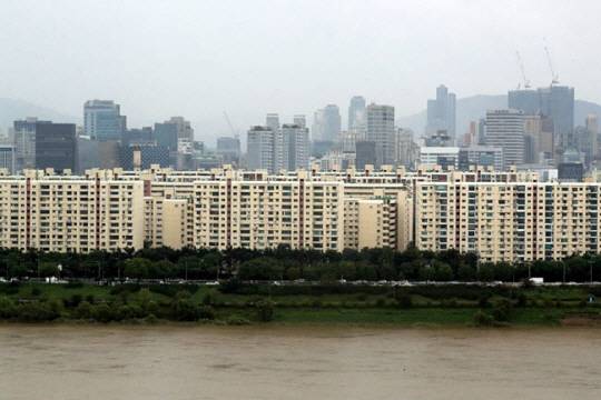 서울 강남구 압구정동 현대아파트 전경. 뉴시스