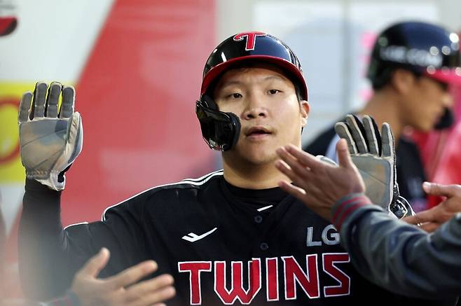 ▲ 2안타 2타점을 기록하며 팀 타선을 이끈 문보경 ⓒ연합뉴스