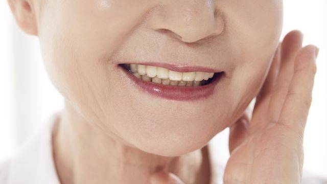 노년기 치아 상실은 철저한 관리로 예방할 수 있다 | 출처: 클립아트코리아