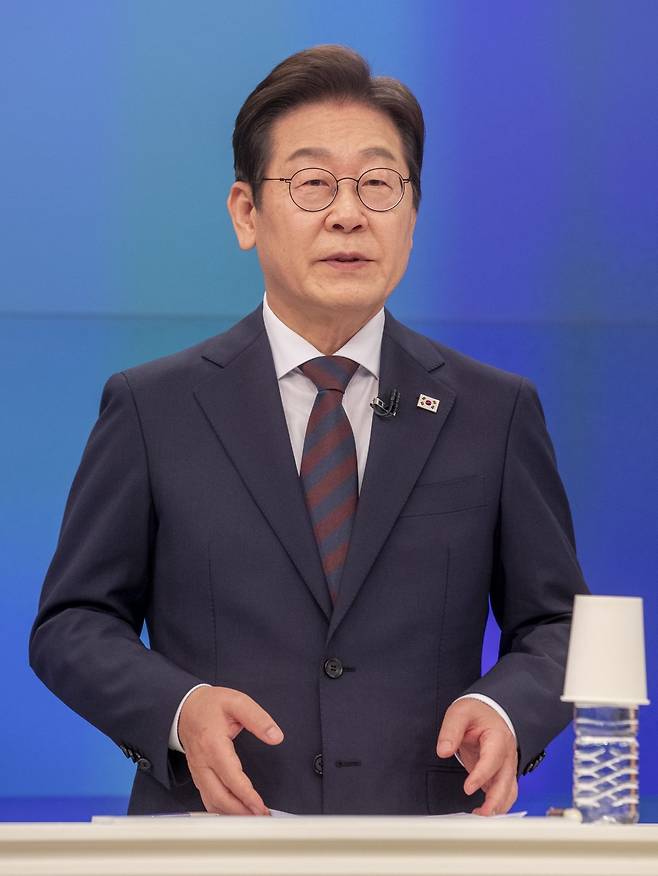 2025년 4월 25일 서울 중구 티비조선 스튜디오에서 열린 민주당 경선 마지막 TV토론회. 이재명 후보. 국회사진기자단