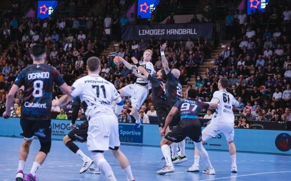 사진 2024/25 EHF 남자 유러피언리그 8강 THW 킬와 리모주의 경기 모습, 사진 출처=유럽핸드볼연맹