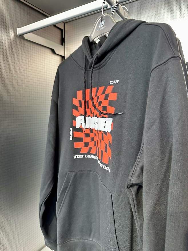 0c9cf376b5856a8723e7f7e1449c7018b2b85774f46bae08af35c791a1232db66a0548d020012a29776c82a0858d68da3b17a45ec2