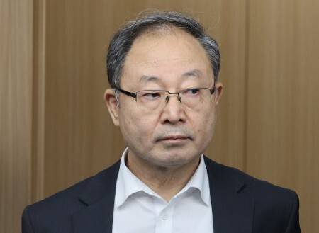 한석훈 인권위원이 지난해 4월22일 오후 서울 중구 국가인권위원회에서 열린 2024년 제8차 전원위원회에 참석하고 있다. 김영원 기자 forever@hani.co.kr