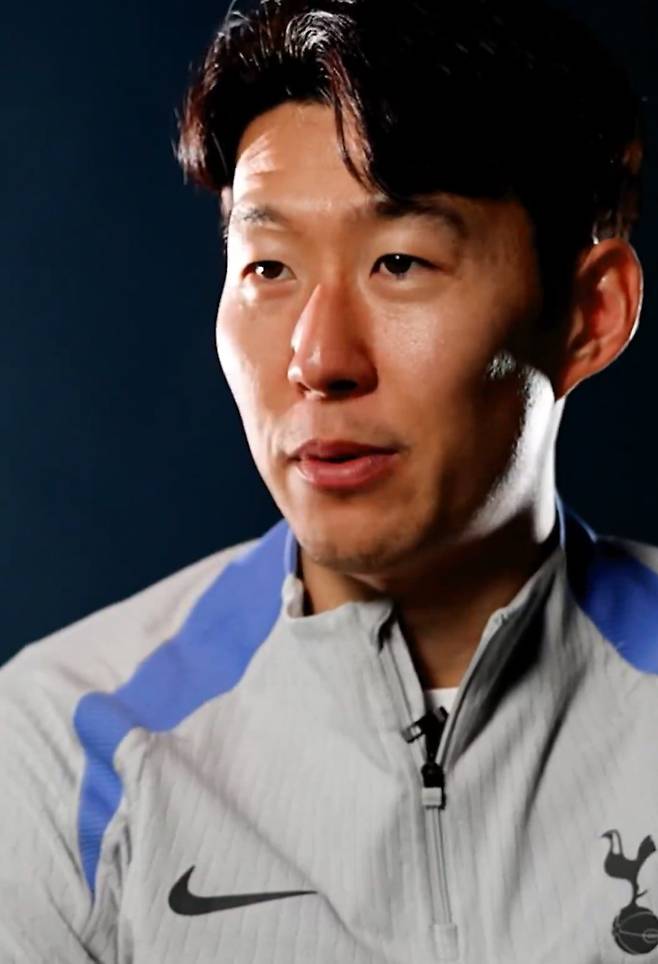 토트넘 주장 손흥민의 모습을 토트넘 훈련장에서 찾을 수 없었다. 부상 결장이 길어지고 있다. 알래스디어 골드 기자는 30일(한국시각) 개인 SNS를 통해 보되 글림트전을 준비하는 토트넘 훈련장 소식을 전하며 '오늘 아침 토트넘 훈련에는 손흥민이 없다'라고 보도했다. 사진=토트넘 SNS 캡처