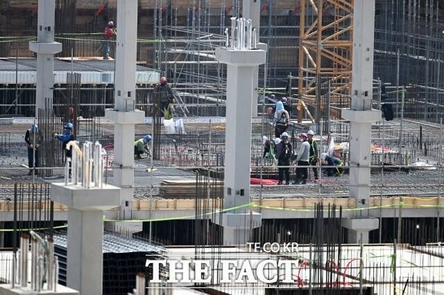 기업 리스크와 미래 경쟁력을 확보하기 위해서는 '네이처 포지티브 경영'을 추진해야 한다는 제언이 나왔다. /더팩트 DB