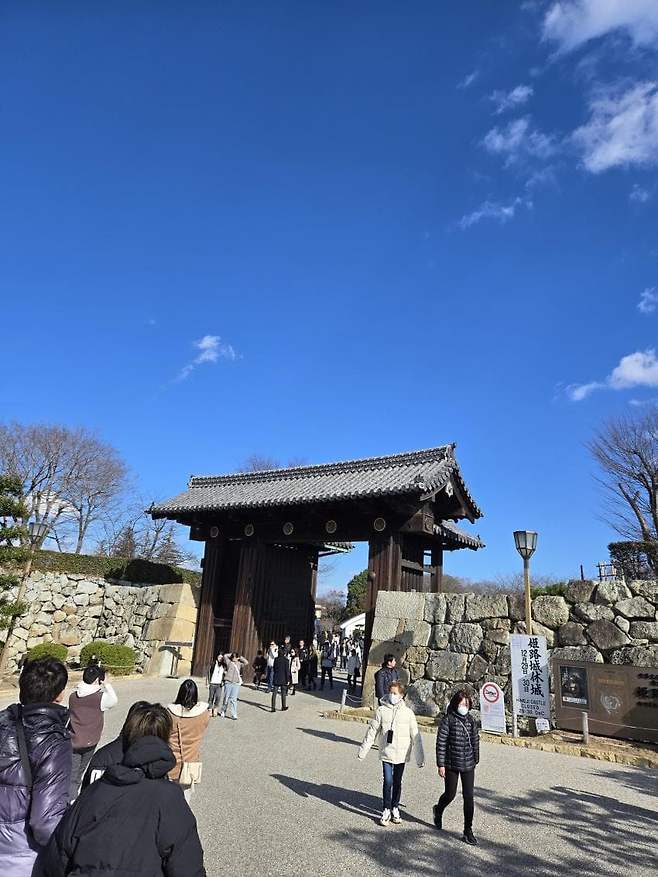 7fed8272b4806afe51ee85e4408075737a7388d092472ee4e7cda78eeba6c47d