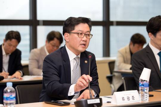 류광준 과학기술혁신본부장이 1일 '2026년도 국가연구개발 예산전략회의'를 주재하고 있다. 과기정통부 제공