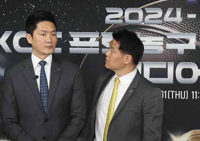 SK 전희철 감독(왼쪽)과 LG 조상현 감독. 연합뉴스