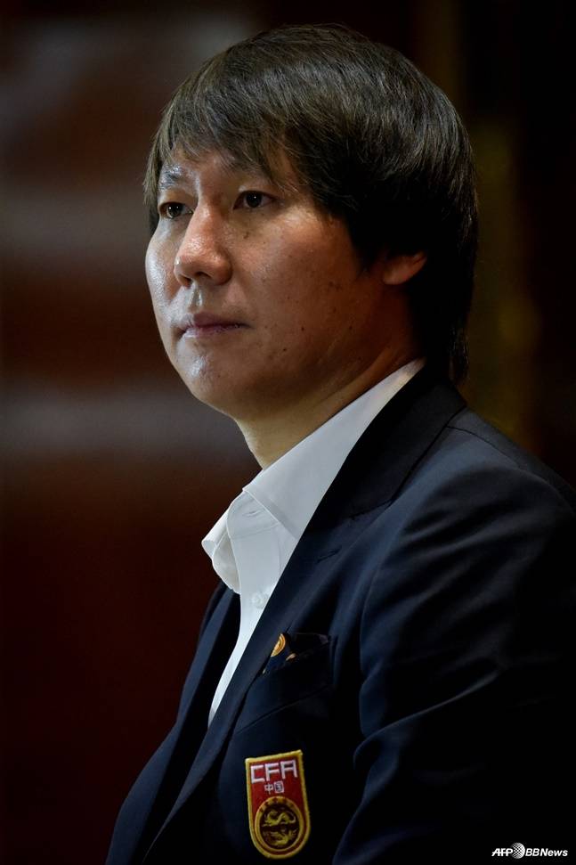 중국 국가대표팀 사령탑 부임 당시 리톄 감독. /AFPBBNews=뉴스1