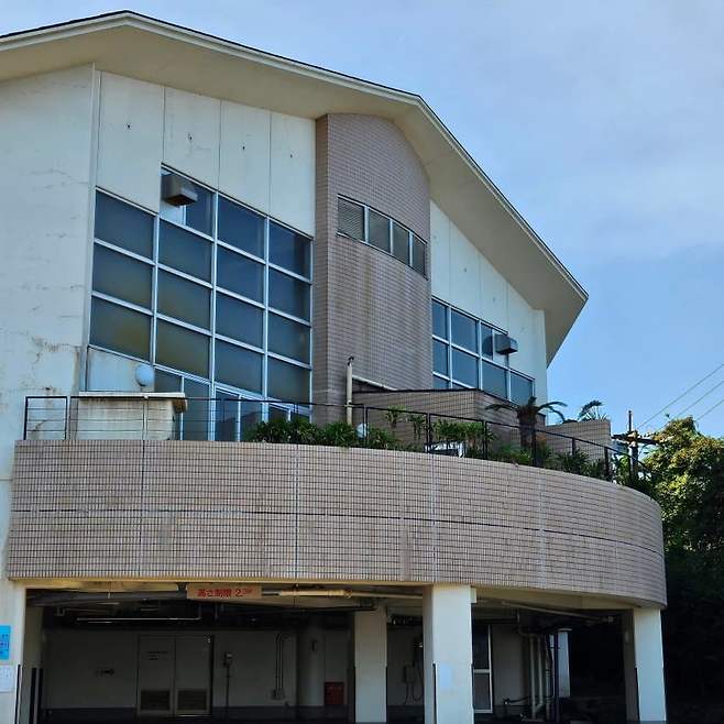 28b9d932da836ff238ee87e446877c64ff061e135333da099e72826ebb50dd23ad50fb