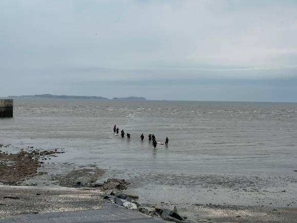 충남 서천 다사항 인근에서 해루질객 실종자를 수색 중인 보령해경. 보령해경 제공