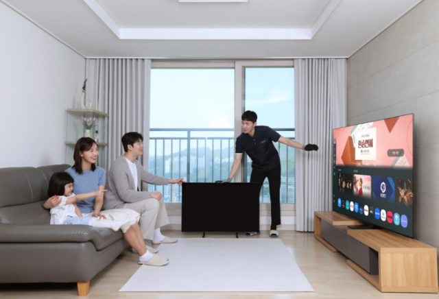 삼성전자는 ‘삼성 OLED’ TV의 시청 경험을 더 많은 고객이 누릴 수 있도록 ‘삼성 OLED로 바꿔보상’ 프로모션을 5월 1일부터 시작한다고 밝혔다. 사진제공=삼성전자