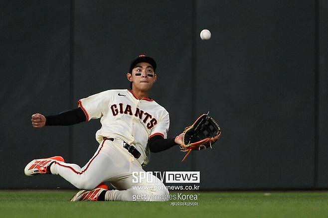 ▲ 샌프란시스코는 이정후 영입 전까지 중견수 수비가 리그 최하위권이었지만, 정상급에 가까운 이정후의 영입으로 그만큼 큰 체감 효과를 보고 있다