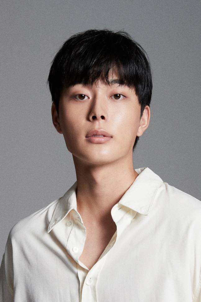 배우 유선호가 오는 7일 키움 히어로즈와 KIA 타이거즈의 경기에 시구자로 나선다. /사진=키움 히어로즈 제공