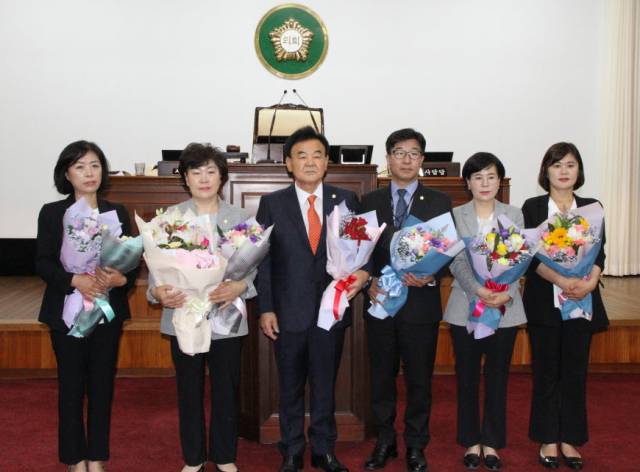 ▲태백시의회 의원 단체사진. ⓒ태백시의회