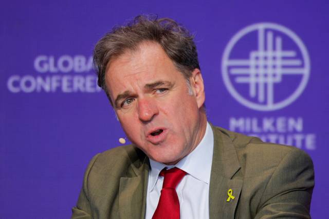 니얼 퍼거슨 스탠퍼드대 후버연구소 선임연구원이 5일(현지 시간) 미국 로스엔젤레스 베벌리힐튼호텔에서 열린 ‘밀컨 글로벌 콘퍼런스 2025’에서 발언하고 있다. 로이터연합뉴스